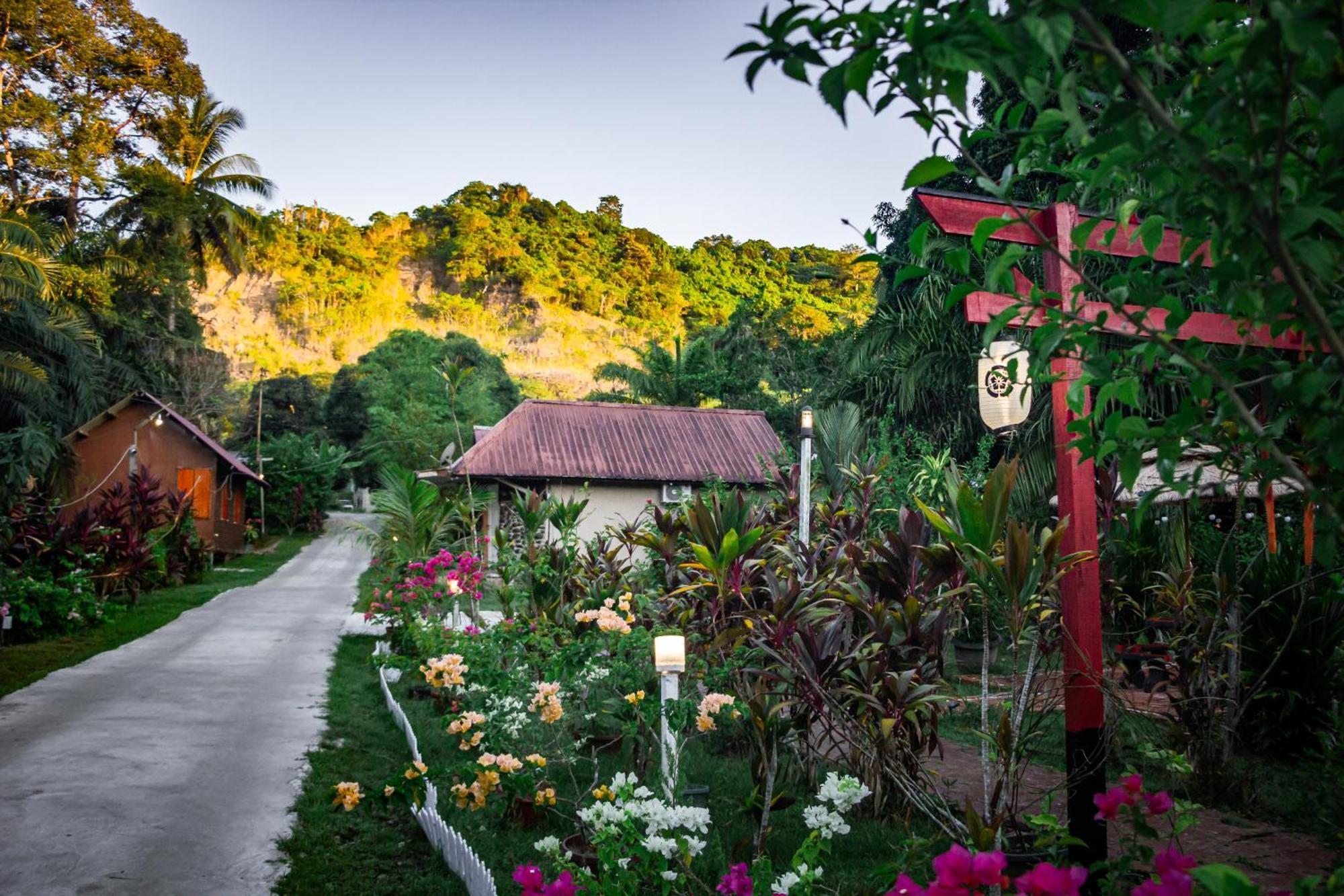 Timba Garden Free Town And Jetty Transport Hotel Semporna Ngoại thất bức ảnh
