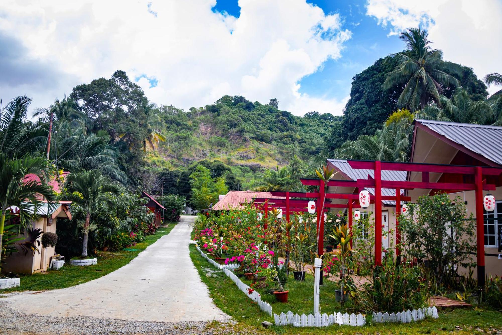 Timba Garden Free Town And Jetty Transport Hotel Semporna Ngoại thất bức ảnh