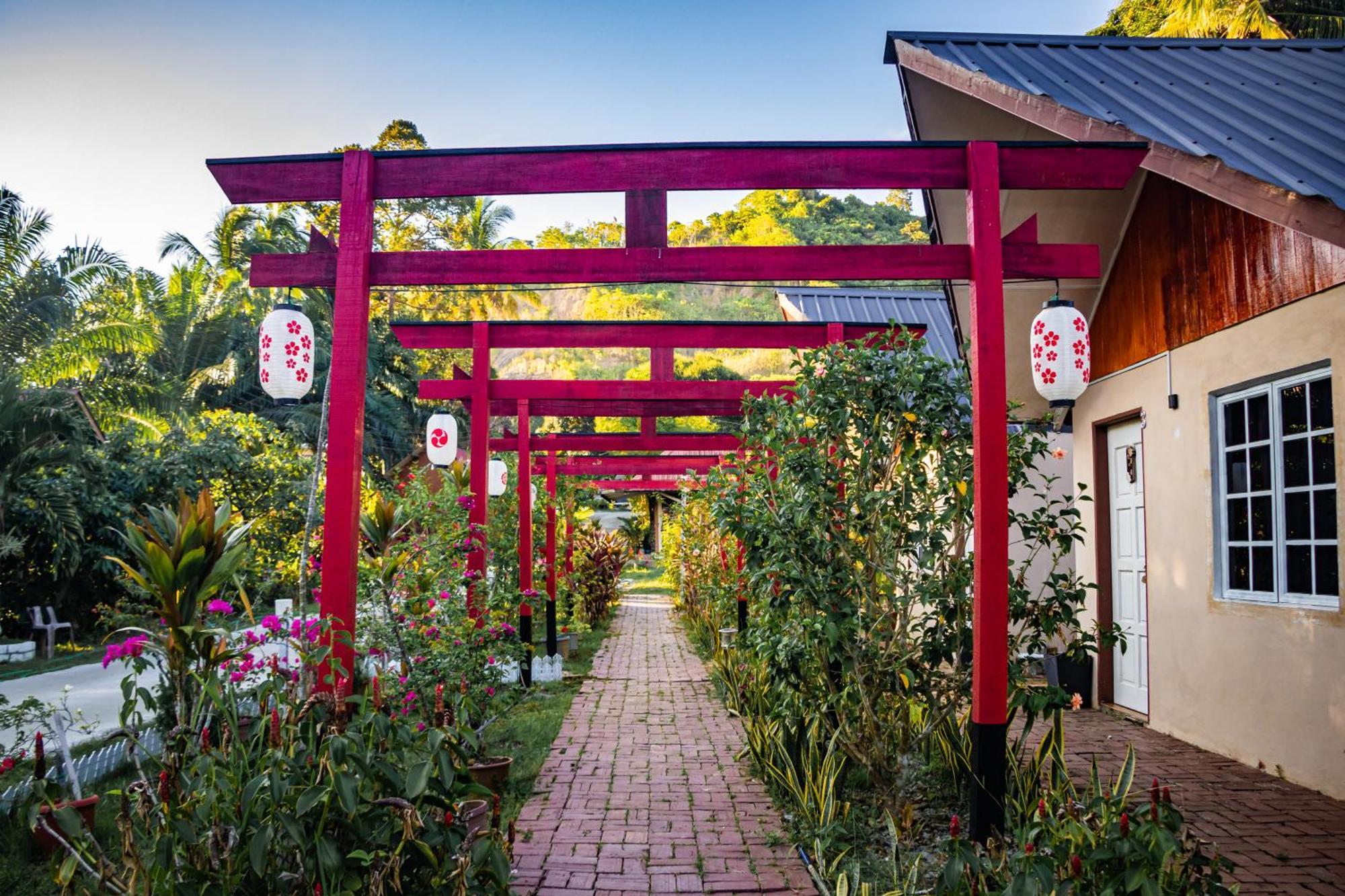 Timba Garden Free Town And Jetty Transport Hotel Semporna Ngoại thất bức ảnh