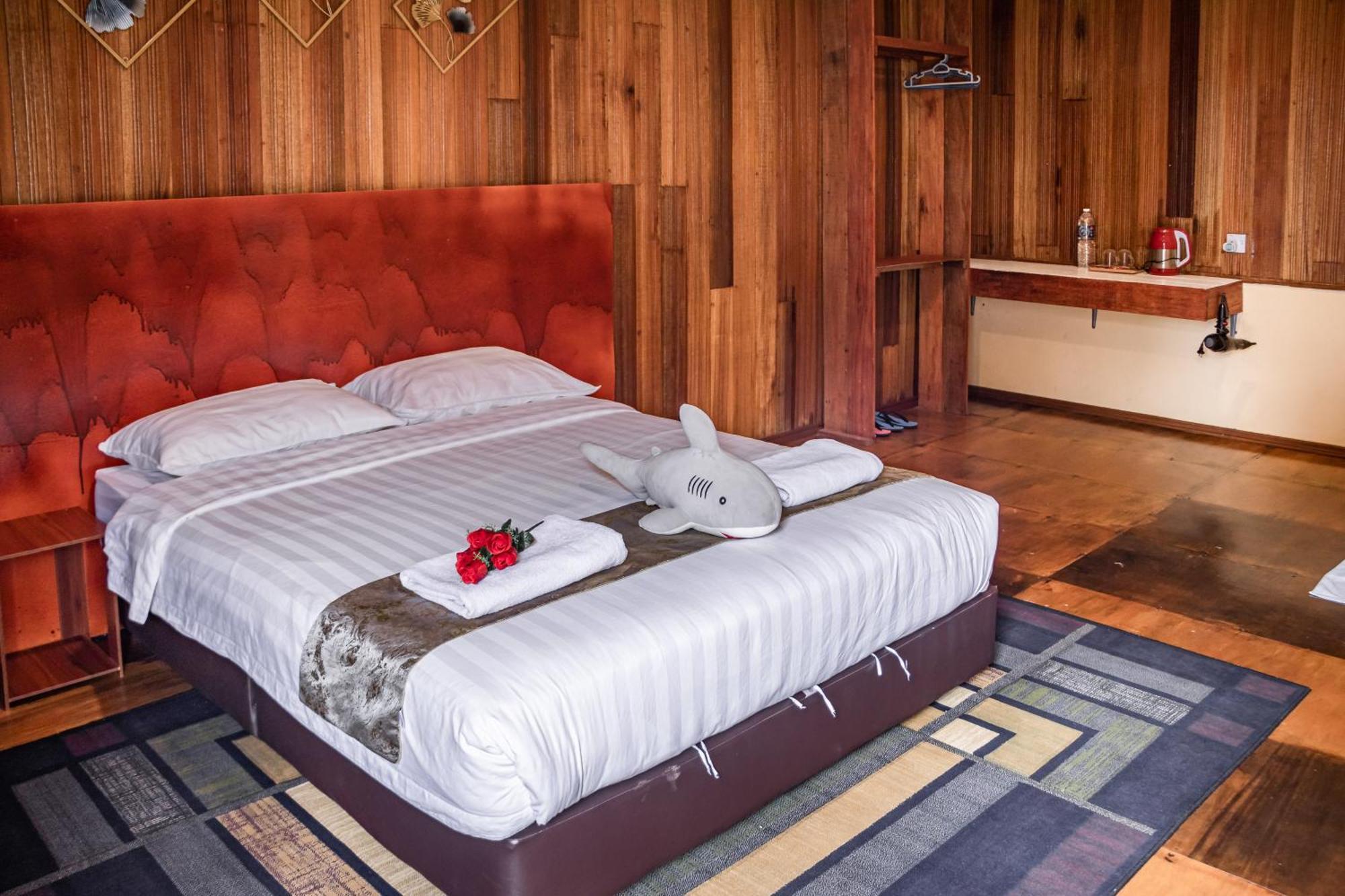 Timba Garden Free Town And Jetty Transport Hotel Semporna Ngoại thất bức ảnh